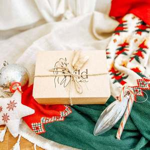 Gift Wrap: Free Gift Wrapping