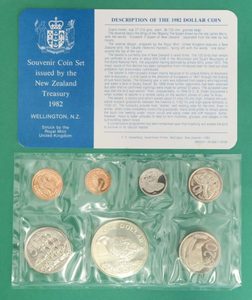 Products: Takahe coin set 1982 - colonialcollectables buying and selling coins medals banknotes Colonial Collectables.com