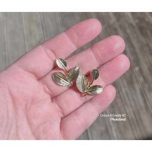 Earring Novelty: KC Gold & Silver Leaf Earring Stud -10pc - Stainless Steel Pin