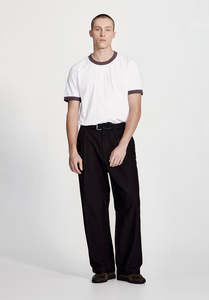 WIDE LEG PLEATED TROUSER, BLACK