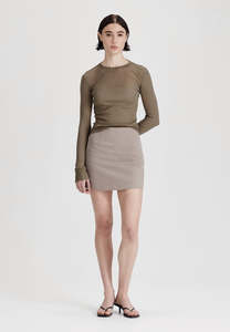 ULTRAFINE LS LAYER TEE, OLIVE