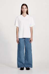 WOMENS V NECK BOY TEE, WHITE