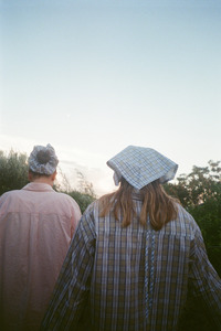 Nostalgia Gardening Ss25: Michelle Headscarf - Sage Gingham