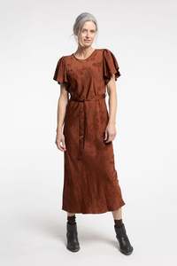 New Lands: Devon Dress | Cinnamon