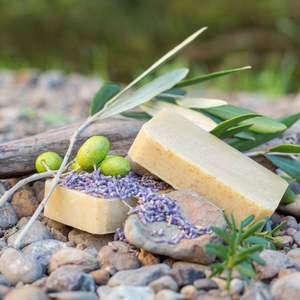 Personal Care Natural Skin Care: Nudi Point Facial Bar "Spot the Difference" 100g