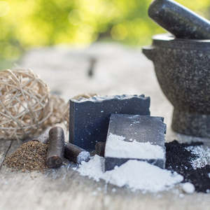 Nudi Point Facial Bar "Liquorice All Sorts" 100g