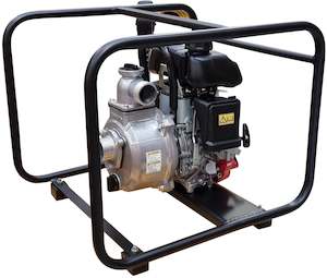 Honda WX15TU 1-1/2 inch BSP(M) water pump with roll frame 272 lpm 37 m head