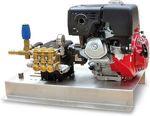 Ketta SKID-J series water blaster with Honda GX390 11 hp and low speed gearbox pump assembly