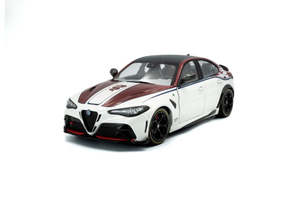Solido 1806907 Alfa Romeo Giulia GTA-M 2023 Bianco Rosso White