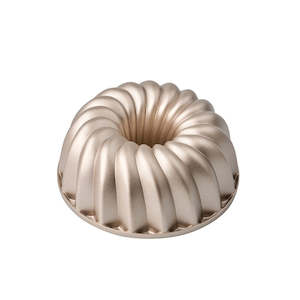 Bakemaster: Bakemaster Classic Bundt Pan