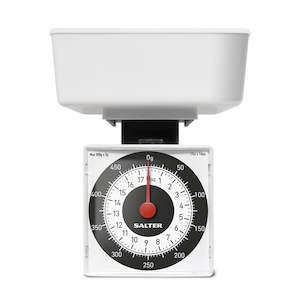 Kitchen Scales: Salter Compact Mechanical Kitchen Scales