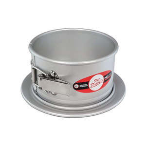 Bakeware: Fat Daddios Springform Pan