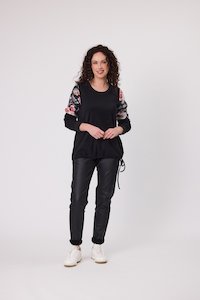 Classified Margo Top Black