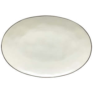 Kitchen Table: Organics Oval Platter / Salt