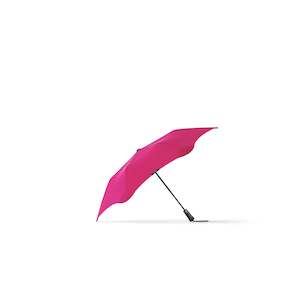 Umbrellas: Blunt / Metro Umbrella / Pink