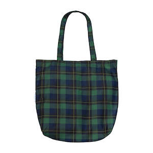 For The Style Hunter: Tote / Kind Bag / Tartan