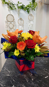 Products: Bright Florist Choice Box CountryGardenFlowers