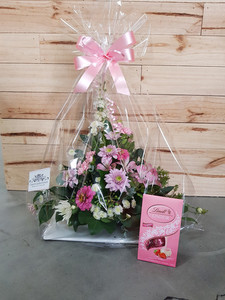 Soft Florist Choice Posy Bowl & Chocolates CountryGardenFlowers