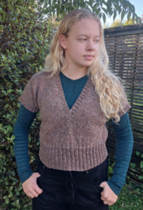 Cropped Vest | Design P410