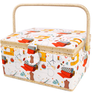 Accessories: Sewing / Knitting Basket