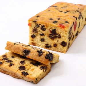 Products: Light Fruit Cake 500g - Coupland's Bakeries