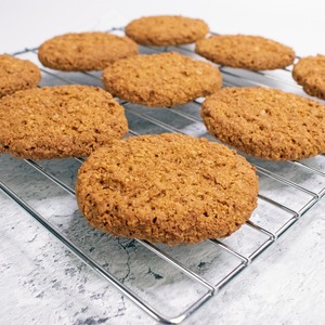 Products: Anzac Biscuits Family Bag - Coupland's Bakeries