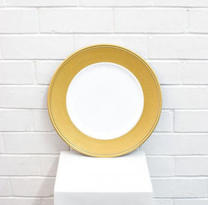 Products: Charger Plate – Gold Shimmer