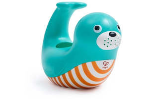 Bath Toys: Hape Happy Splashers Seal Jug