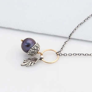 Louise Douglas Jewellery: Louise Douglas | Mini Acorn Necklace | Peacock Pearl