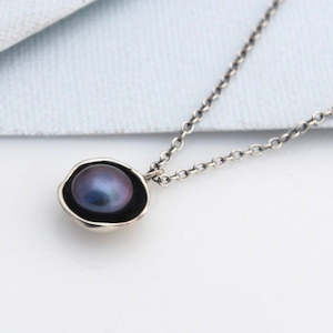 Louise Douglas Jewellery: Louise Douglas | Pearl Cap Necklace | Silver