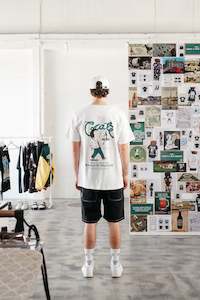 CRATE X WILLIE THE WAITER CRATE REMIX TEE