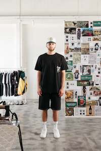 CRATE X WILLIE THE WAITER CRATE REMIX TEE