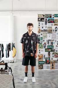 All: CRATE X WILLIE THE WAITER PARTY SS SHIRT