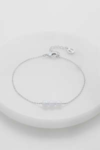 Jewellery: Mini Pearl Bracelet - Silver
