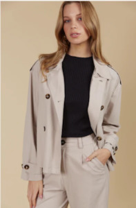 Isle Of Mine: ISLE OF MINE FREYA CROP TRENCH - CANVAS - 4537001