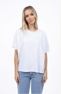 HUMIDITY LIFESTYLE DIPPY TEE - WHITE - HS25303