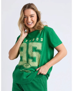 Foxwood: FOXWOOD CITY LIFE TEE - GREEN