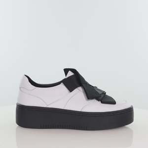 MINX - YOKO - WHITE BLACK RIBBON