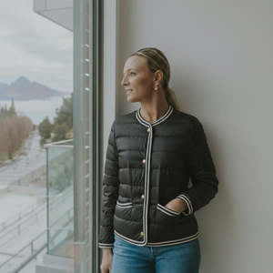 Moke Nz: MOKE NZ FERN DOWN JACKET - BLACK