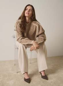 ESMAEE GETAWAY SWEATER - MOCHA / IVORY