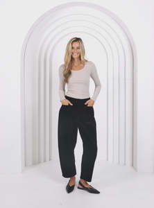 MONACO JEANS - LEO BARREL JEAN CORDUROY - BLACK