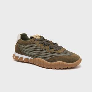 Minx: MINX - LUXE RUNNER MESH - MOSS GOLD