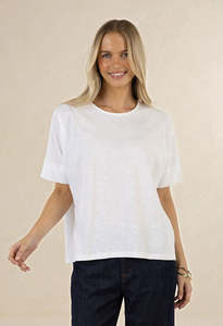 HUMIDITY LIFESTYLE DIPPY TEE - WHITE
