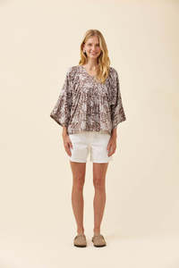 ISLE OF MINE WILMA BLOUSE - TAUPE