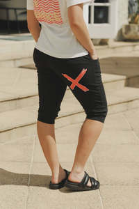 Bottoms: HOME-LEE 3/4 APARTMENT PANTS - BLACK WITH CHERRY/BLUSH