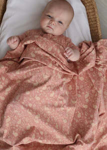 Baby Child: Baby Swaddle | Mead-Doe