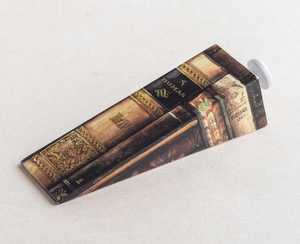 Products: doorstop – books – bomo