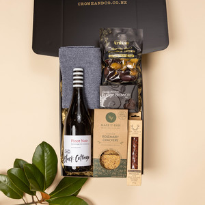 Wine: Drinks & Nibbles