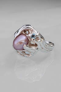 Something Special: Mothmade 'Peach Tea Wave' Ring