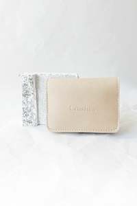 Accessories Jewellery: Vegan Leather Wallet - Oat Milk